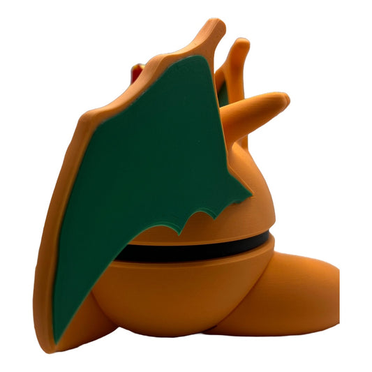 Mächtiger Drachen-Charakterball – Ein feuriger Herrscher